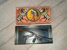Rare anciens jouets : revolvers métal CR MM far west automatique ref N 1420