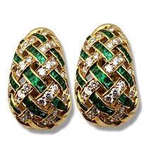 Tiffany and Co. Gorgeous 18K Yellow Gold Earrings Embezzled with Diamonds