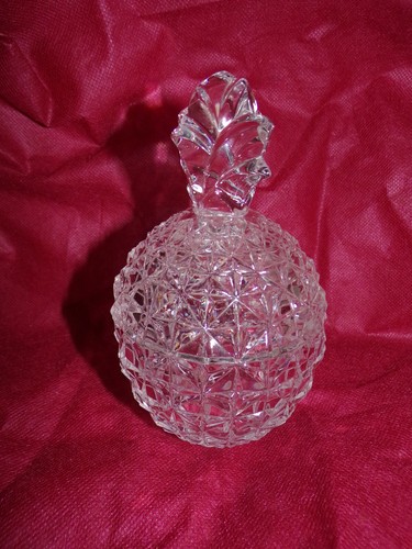 Sucrier cristal en - -, forme