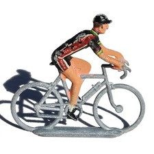 Figurine coureur cycliste Salza / Tour de France / maillot noir