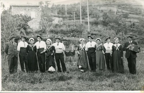 Cpa carte photo - 09, provenant