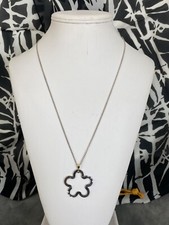 longue chaine argent et pendentif acier et or 750,