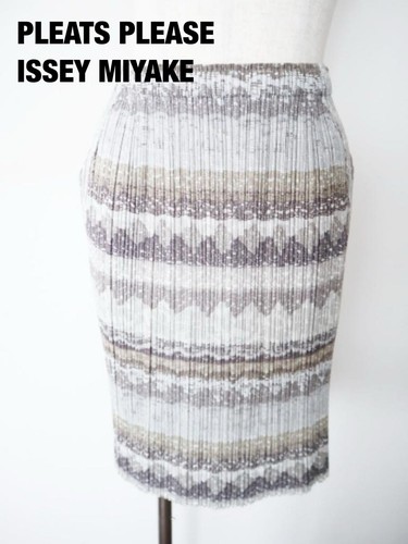 Pleats please issey - issey, miyake