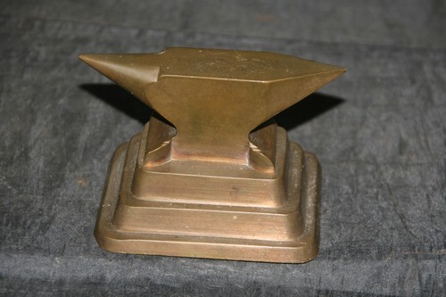 Petit bronze enclume - bronze,