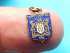 Petit insigne emaille - insigne,