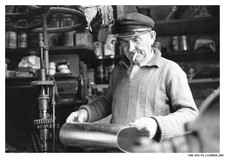 CAR-ACUP3-0185-08 - Couvreur-zingueur a THIN-LE-MOUTIER