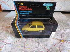 VOLKSWAGEN Polo jaune Ancienne
