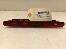 3ème FEU STOP SUPPLEMENTAIRE