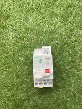 Resi9 XE-disjoncteur detecteur d'arc-1P+N-10A-courbe C-embrochable R9ETC610