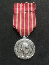 Belle médaille campagne - mÉdaille,