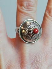BAGUE ANCIENNE BERBERE EN ARGENT 925 CORAIL