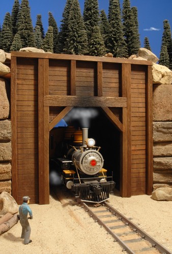 Scale train locomotive - g,