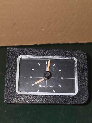 Montre tableau bord - de, quarz