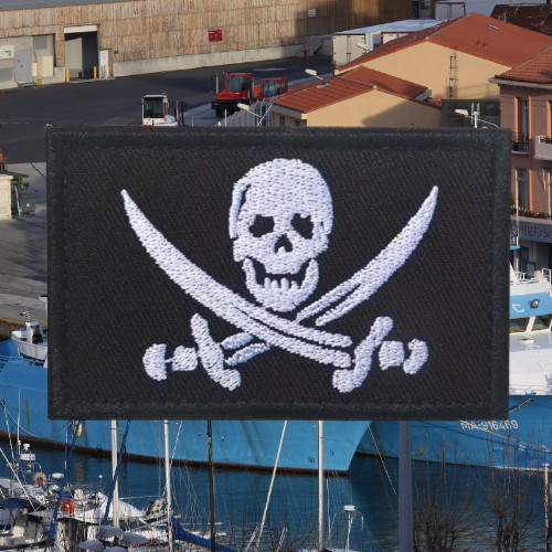 Drapeau pirate barbe noire - pirate,
