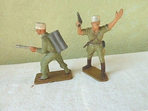 Lot soldats plastique - de,