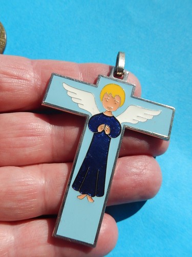 Medaille croix berceau ange - de,