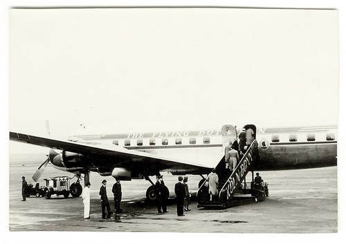 G1439 douglas dc6 - dc6., flying