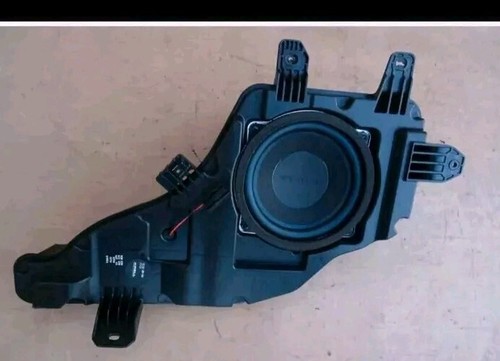Tucson mk3 subwoofer - ii,
