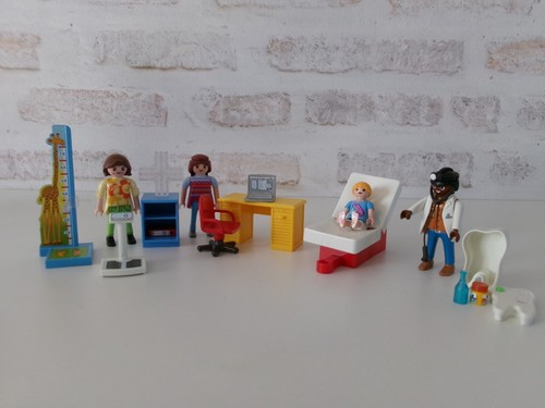 Cabinet médical playmobil - ,