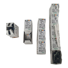 SCHNEIDER ELECTRIC Lot de BVBG3 x5 + ZB4 BV03 x3 + ZB4 BA2 x 2 + ZBV-BG1 x1 Inte