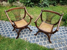 Paire de jolis fauteuils "Dagobert"