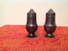 Salière Poivrière en Étain.