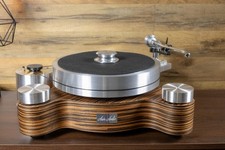 Custom Audiophile Triangle