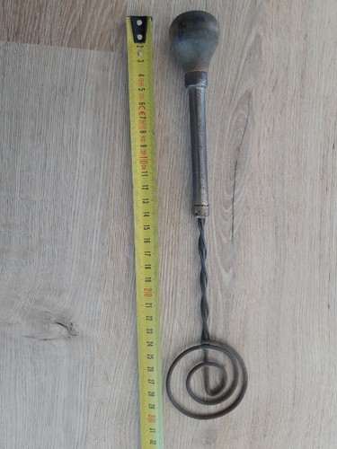Ancien batteur œuf fouet - ancien,