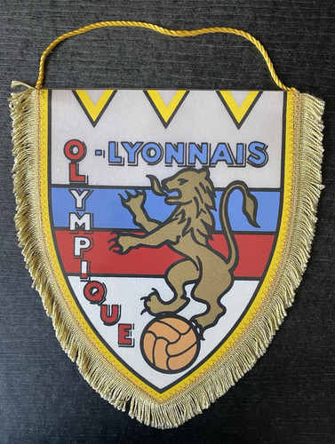 Ancien fanion olympique - olympique, lyon