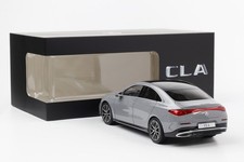 1:18 NZG Mercedes Benz CLA Coupé 2025 Modèle C174 Alpingrau Dealer
