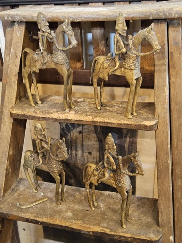 Figurines guerriers sur - guerriers,