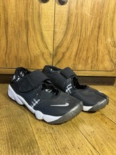 Nike Air Rift Split Tow