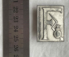 COLLECTION INSIGNE MILITARIA