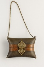 Ancienne minaudière en cuivre et laiton de 1920.