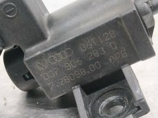 037906283D soupape d air