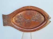 Plat poisson céramique signé