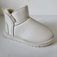 Bottines de neige blanches fourrées Taille 34