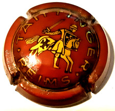 Capsule de champagne Taittinger Bordeaux