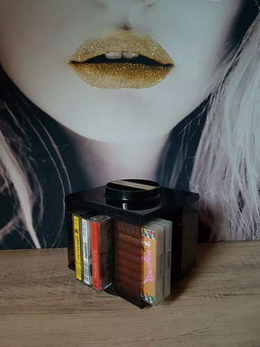 Ancien range cassettes - range, k7
