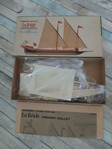 Maquette complète french - complète,