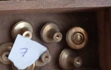 ANCIENNE POIGNÉE DE MEUBLE