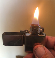 Briquet ancien Tempête - Livraison gratuite