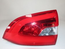 feu arrière intérieur droit