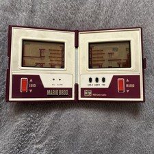 NINTENDO GAME AND & WATCH