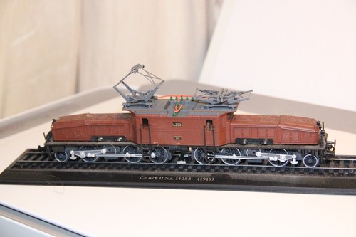 Editions atlas locomotive - atlas,