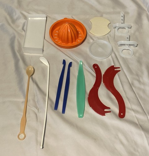 Tupperware piece - tupperware,