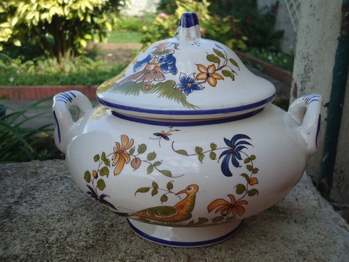 Petite soupière vieux - petite,