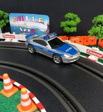 Voiture pour circuit Carrera