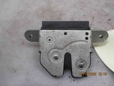 Serrure hayon 39021416 Opel CORSA D