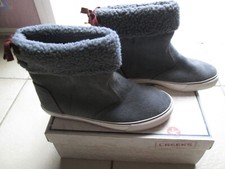 BOTILLONS BOTTINES FOURREES CREEKS T 39 grises comme neuves